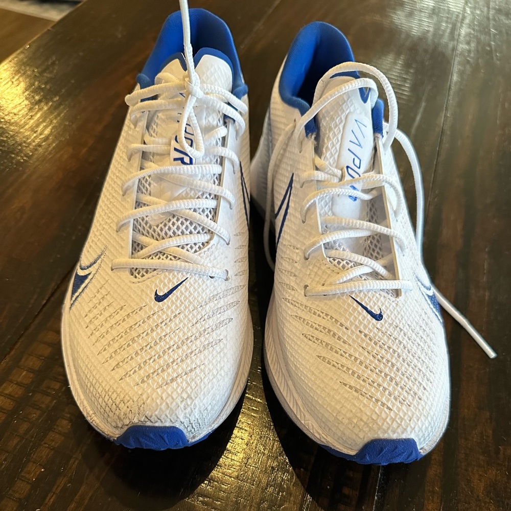 Nike baseball turf cleats men’s 7.5 white/blue